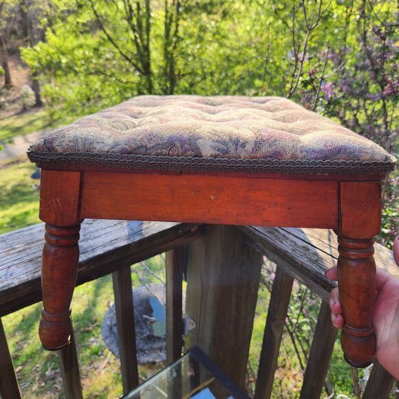 Vintage Wooden Footstool With Floral Tapestry Cushion French country Cottage cor - Picture 7 of 11